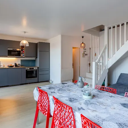 Apartment La Deauvillaise-5 By Interhome
